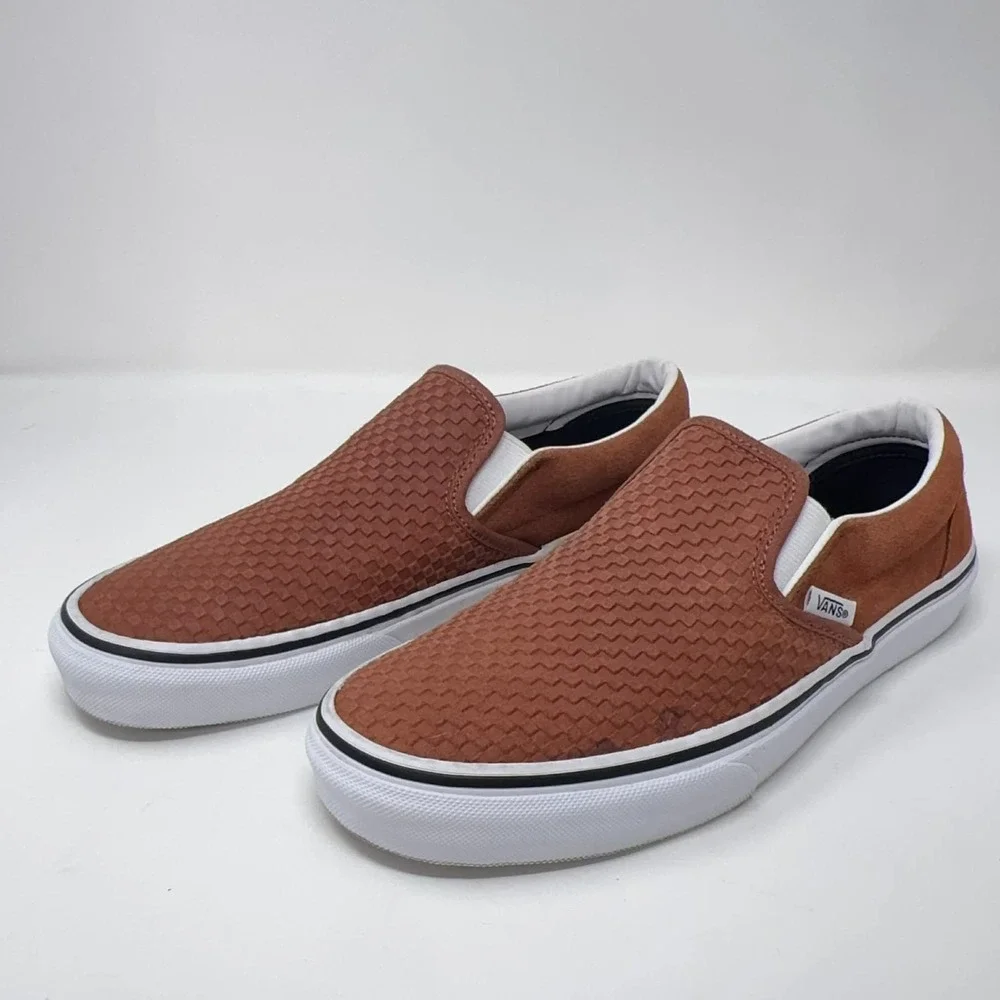 Vans Classic Slip-On Embossed Suede Sneaker Men's 7 Women's 8.5  Awesome Sequoia
